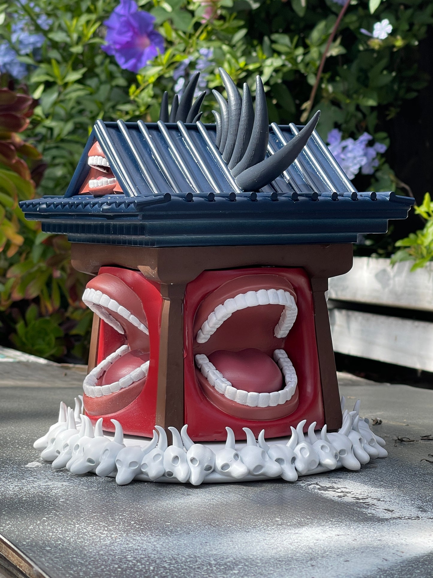 1/1 Malevolant Shrine Figure