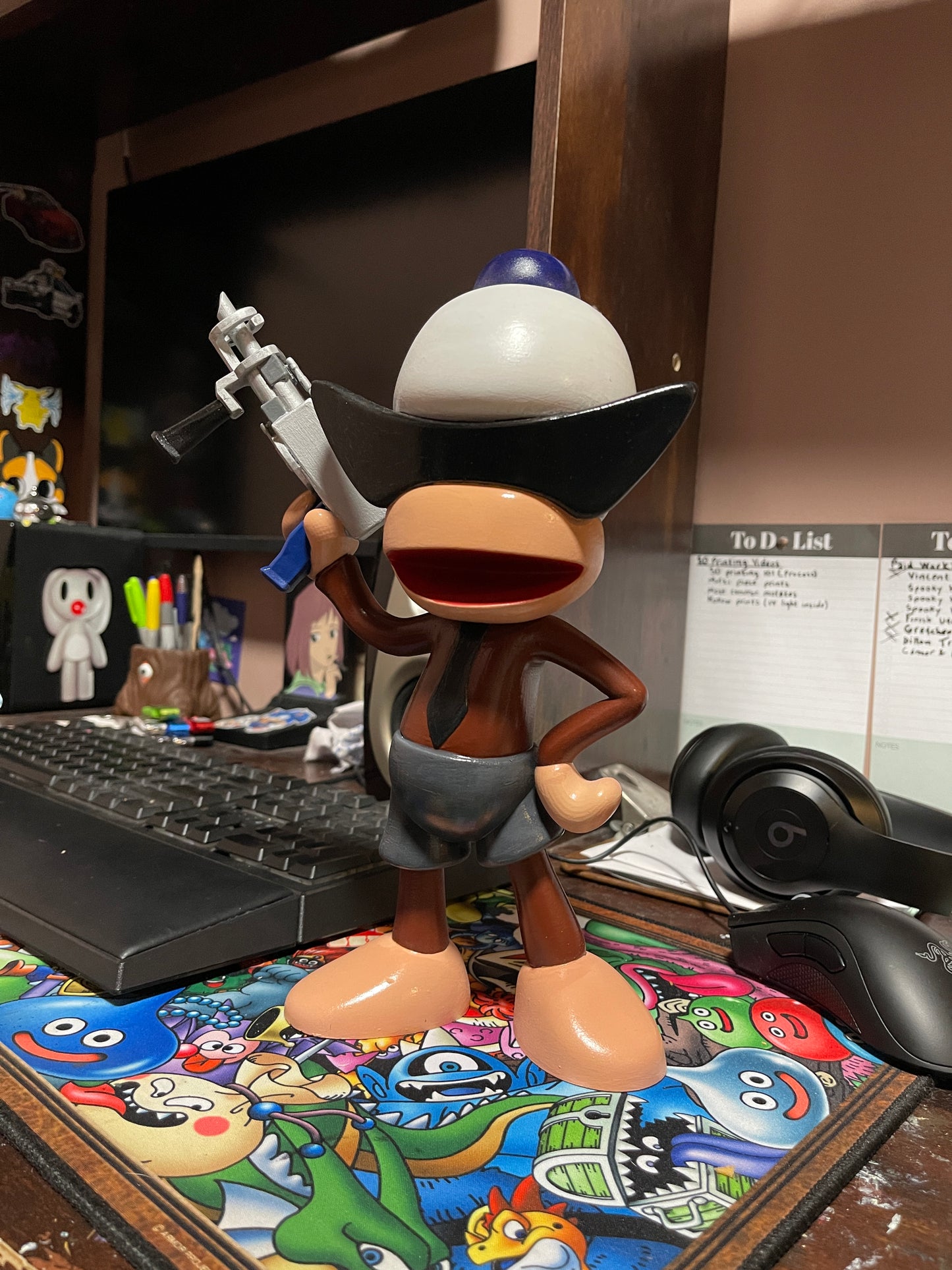 1/1 Ape Escape w/Tuft Gun Figure